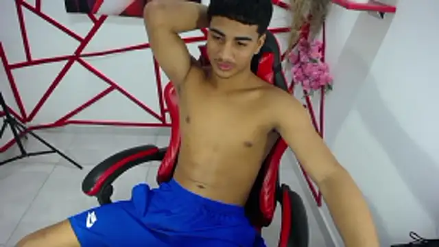 oliver-parkern Live XXX chat