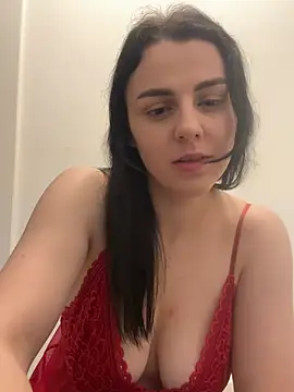 ema-emanuelan Webbikameraesitys