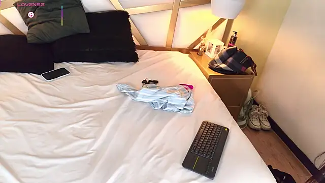 Amber_Dolls Adlı Modelin Canlı XXX Sohbeti
