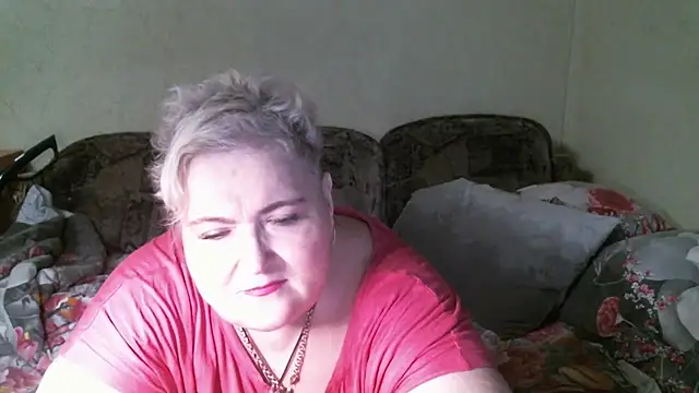 Lana555 现场XXX聊天