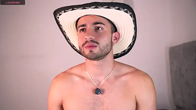 Chat +18 de aydan_hw ao vivo