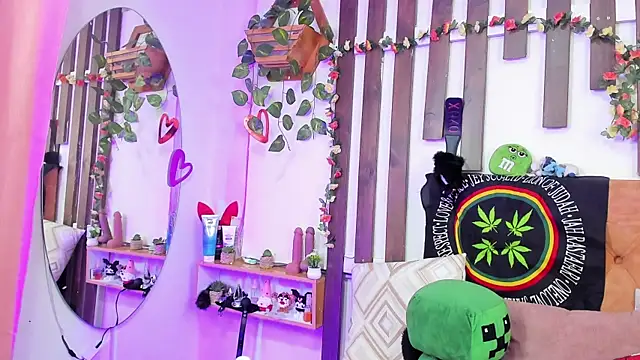 Chat +18 de MeowMota_ ao vivo