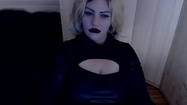MistressDemi XXX чат на живо