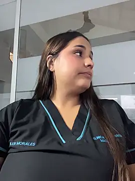 Chat +18 de Noa_Harper- ao vivo