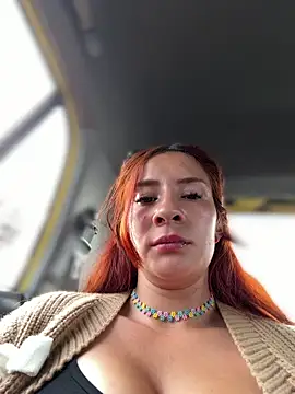 Онлайн чат XXX Samyra_Biker12