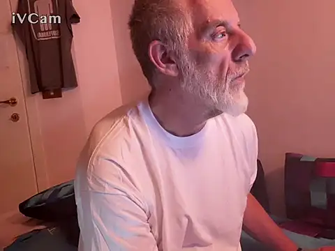 Chat XXX en directo de PierPesaroX
