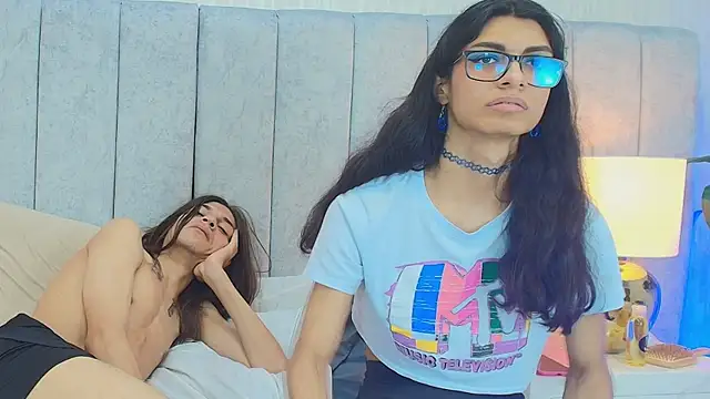 Lylith_606 Adlı Modelin Canlı XXX Sohbeti