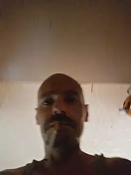 DaddyAndSplashQueen élő XXX-chatje