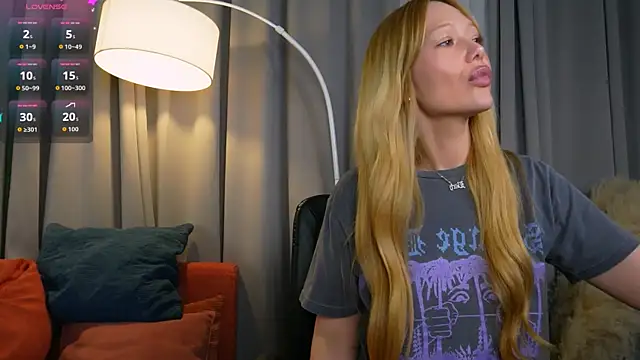 _Mila_Luna_ 现场XXX聊天