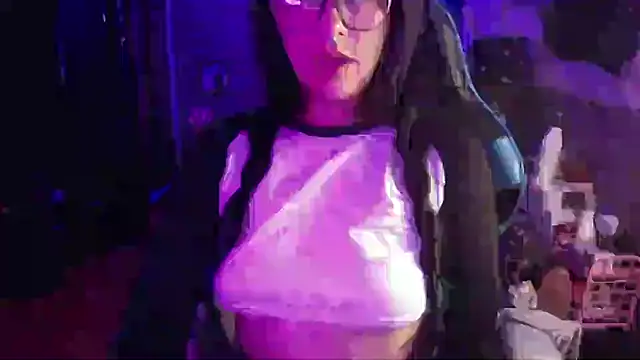 Chat XXX en directo de AngelaQueen_