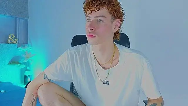 nova_salvatore Chat XXX in diretta