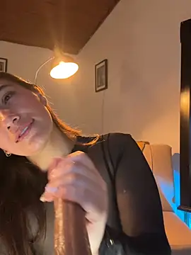 دردشة emmily_d الجنسية المباشرة