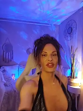 Luna_Kitanna লাইভ XXX চ্যাট