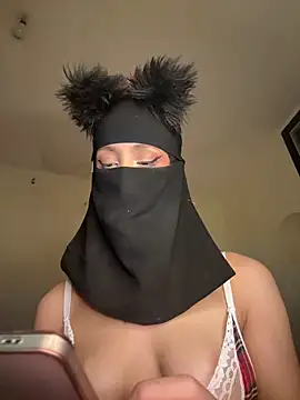 XXX chat uživo modela arabayla