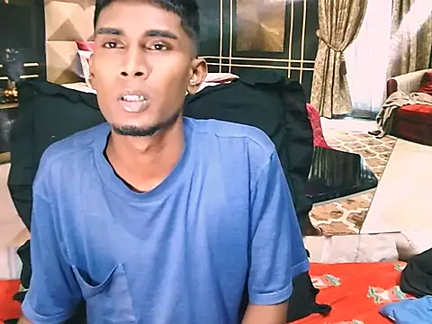 IndianThuggin's Live XXX Chat