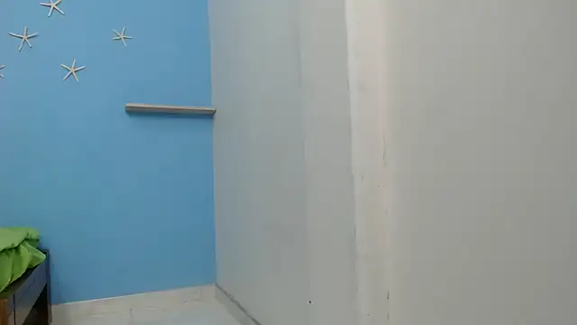 Živý XXX chat skinnyverus18