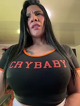 צ'אט XXX בשידור חי של saaalome_1