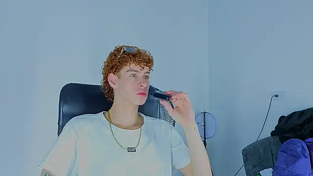 nova_salvatore Chat XXX in diretta