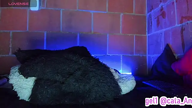 Živý XXX chat Cata-angel