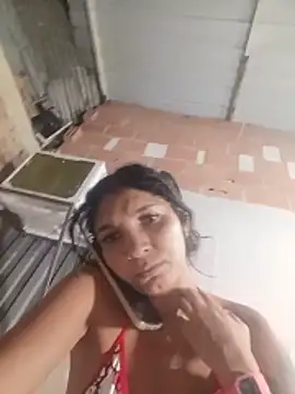 chikivivi-: απευθείας συνομιλία ΧΧΧ