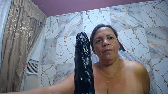alina_maturehot Adlı Modelin Canlı XXX Sohbeti
