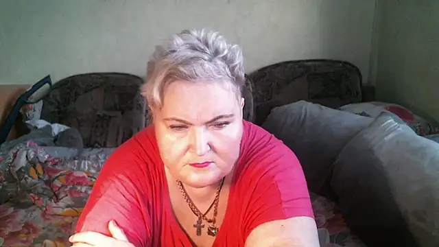 Lana555 即時 XXX 聊天