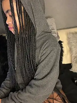 Czat XXX na żywo – Hot_Mess18