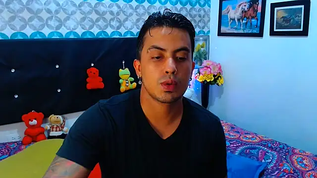Živý XXX chat pleasure_and_fantasy
