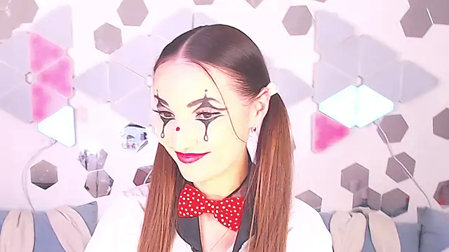 Онлайн чат XXX LexiKiss