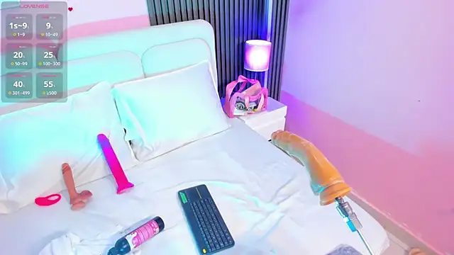 Clawdeen__wolf's Live XXX Chat