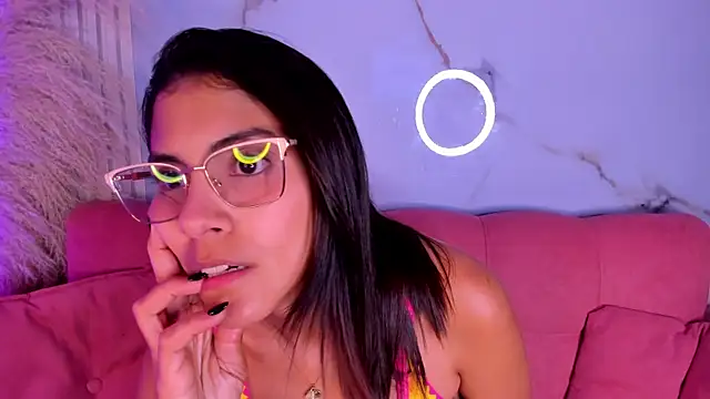 XXX chat uživo modela LunaRossie_