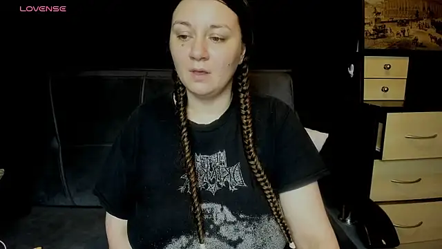 AlisaBacker Chat XXX in diretta