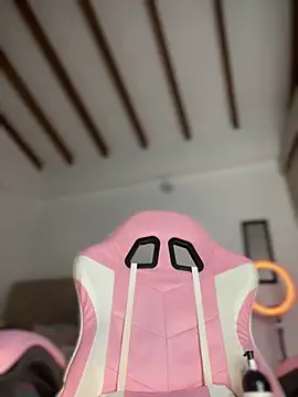 Živý XXX chat Little_Amber6