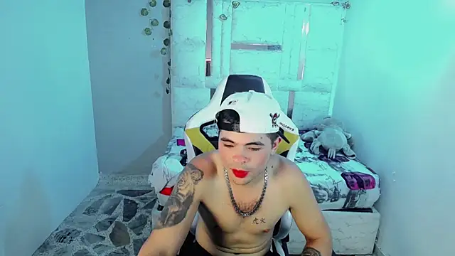 Chat +18 de ohio_bluee ao vivo