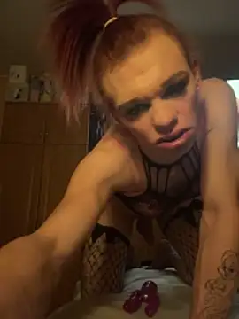 Bellaa25 Show in webcam