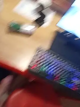 Tupapasiitooo Webcam Show