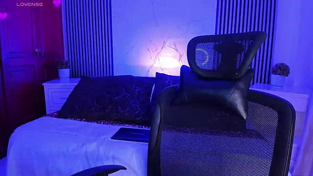 NicoleMonet1 Live XXX Chat