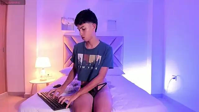 Baby_noahtt: απευθείας συνομιλία ΧΧΧ