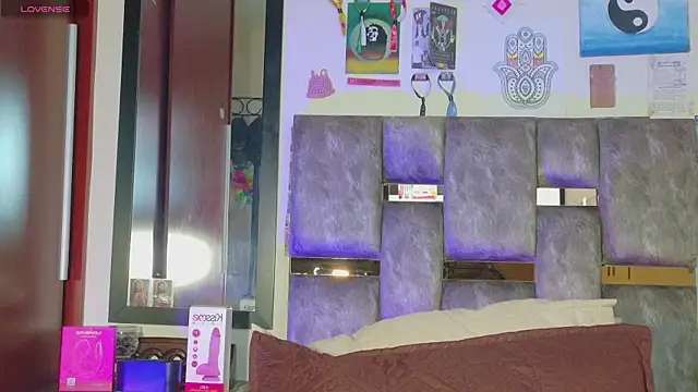 DannyPhantom555's Live XXX Chat