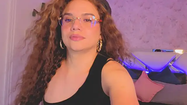 april_summer_ Adlı Modelin Canlı XXX Sohbeti