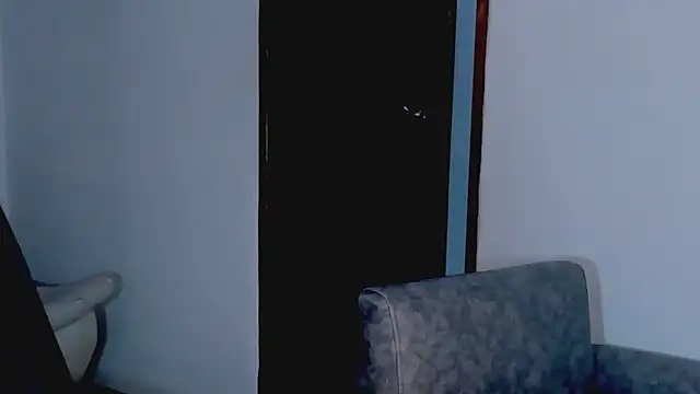 MikaelaStone Live XXX-chat