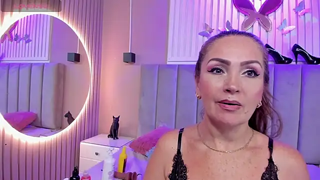 Chat +18 de chantall1375 ao vivo