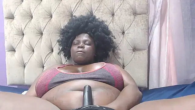 DARKGIANTMELANIN's Live XXX Chat