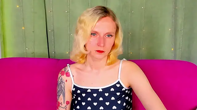LikiLips' Live XXX Chat