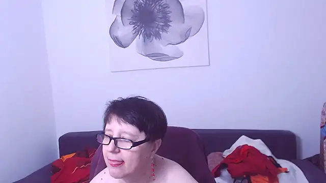 ChristaRose Adlı Modelin Canlı XXX Sohbeti