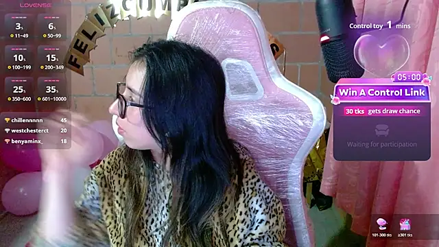 Maggie_Fox3 现场XXX聊天