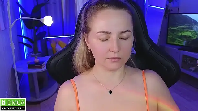 Онлайн чат XXX Mira_Mermayd
