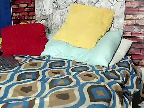 BladeFoxxx1 라이브 XXX 채팅