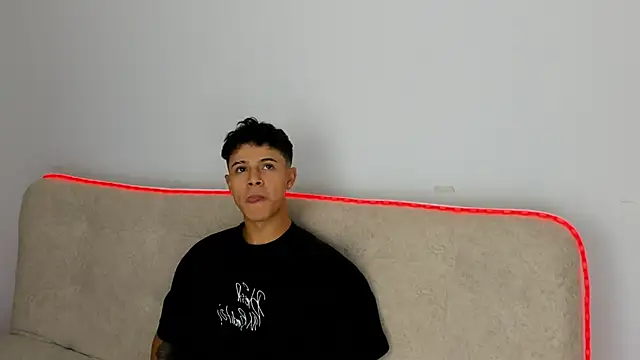_Alex_Colton Adlı Modelin Canlı XXX Sohbeti