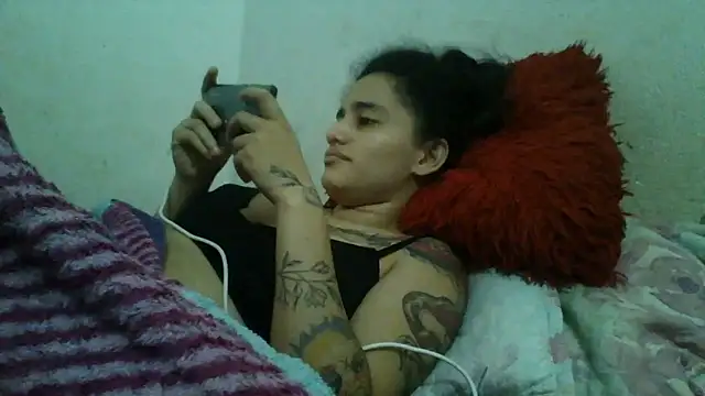 Chatroom XXX en direct de girl_tits